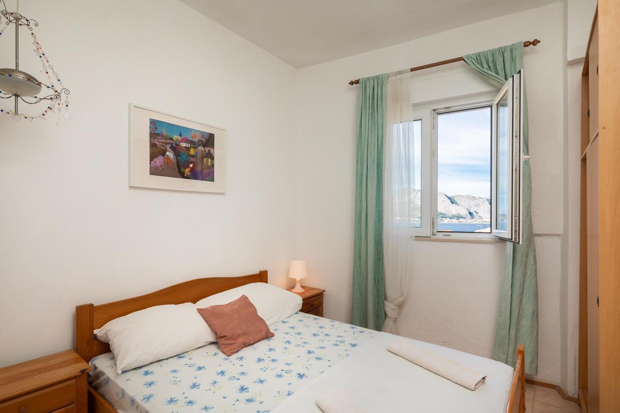 Apartments Roza أوميس المظهر الخارجي الصورة